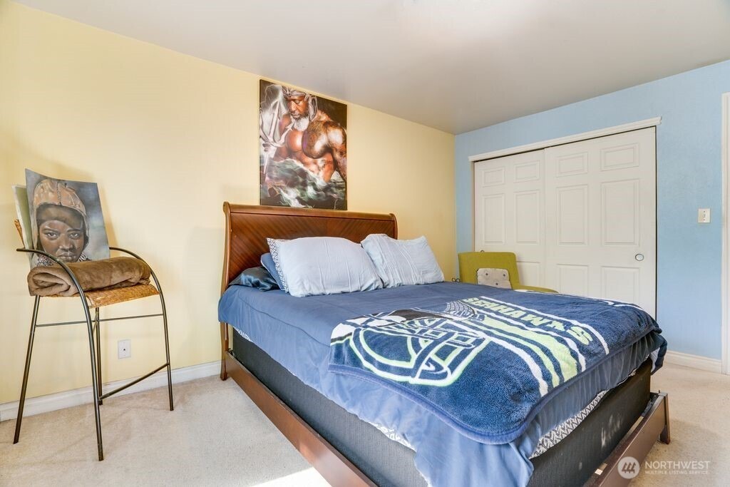 Henderson St, Seattle, WA 98118
