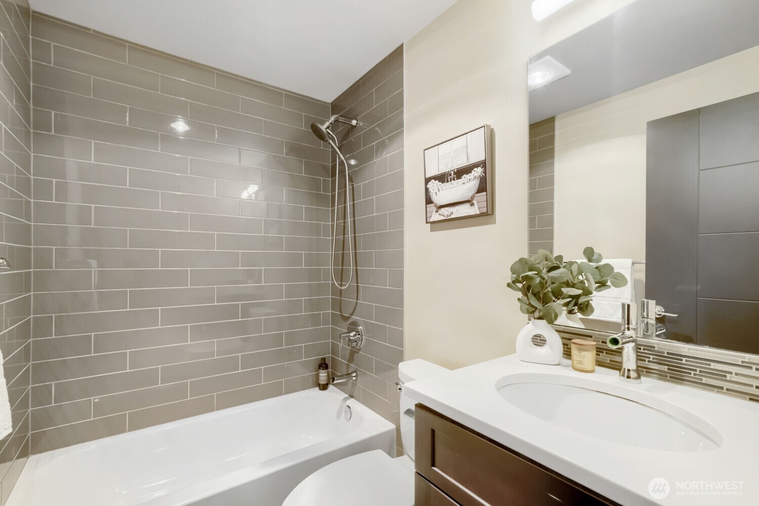 60th St, Seattle, WA 98107