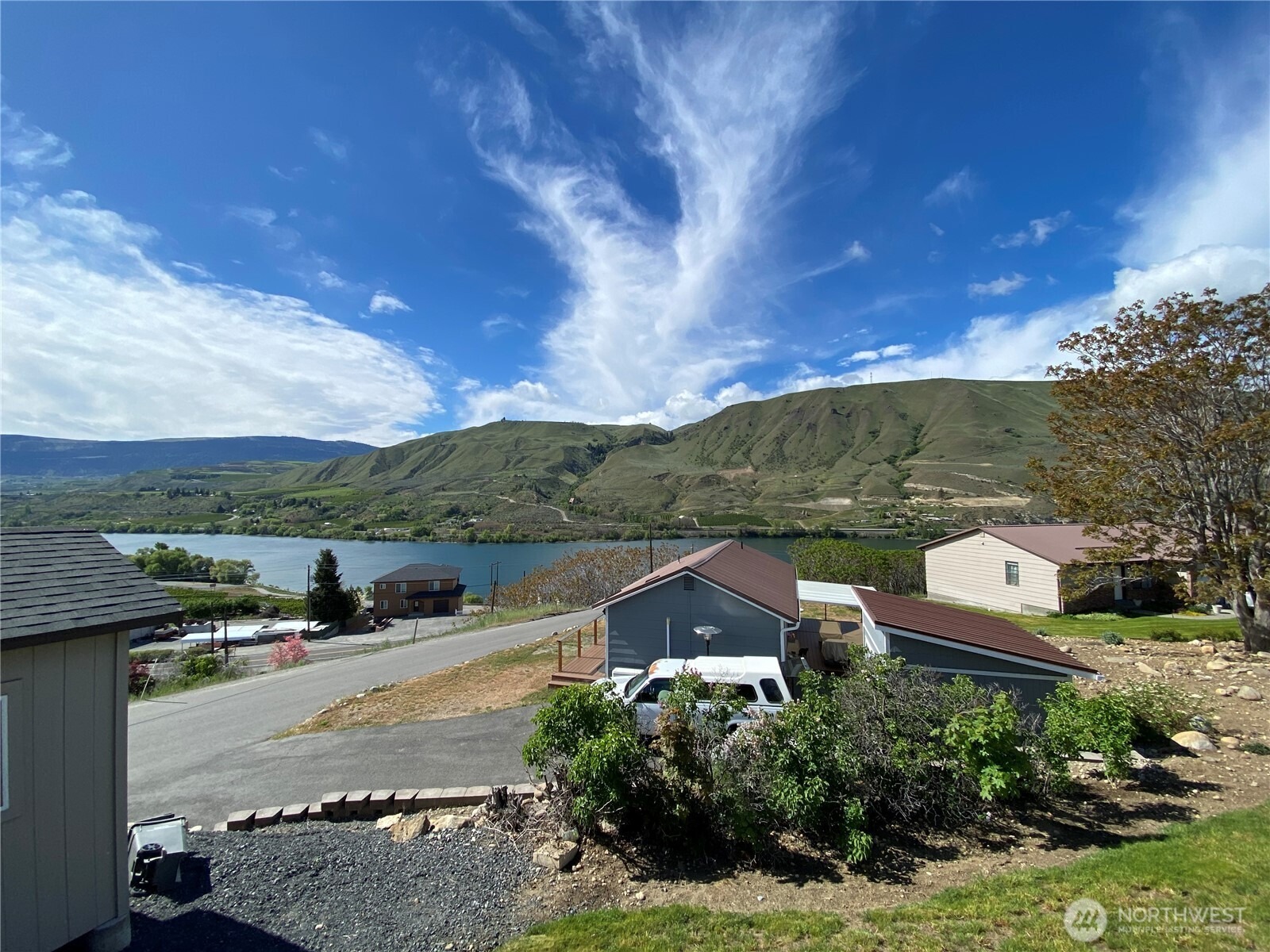 Highline Dr, East Wenatchee, WA 98802 #1