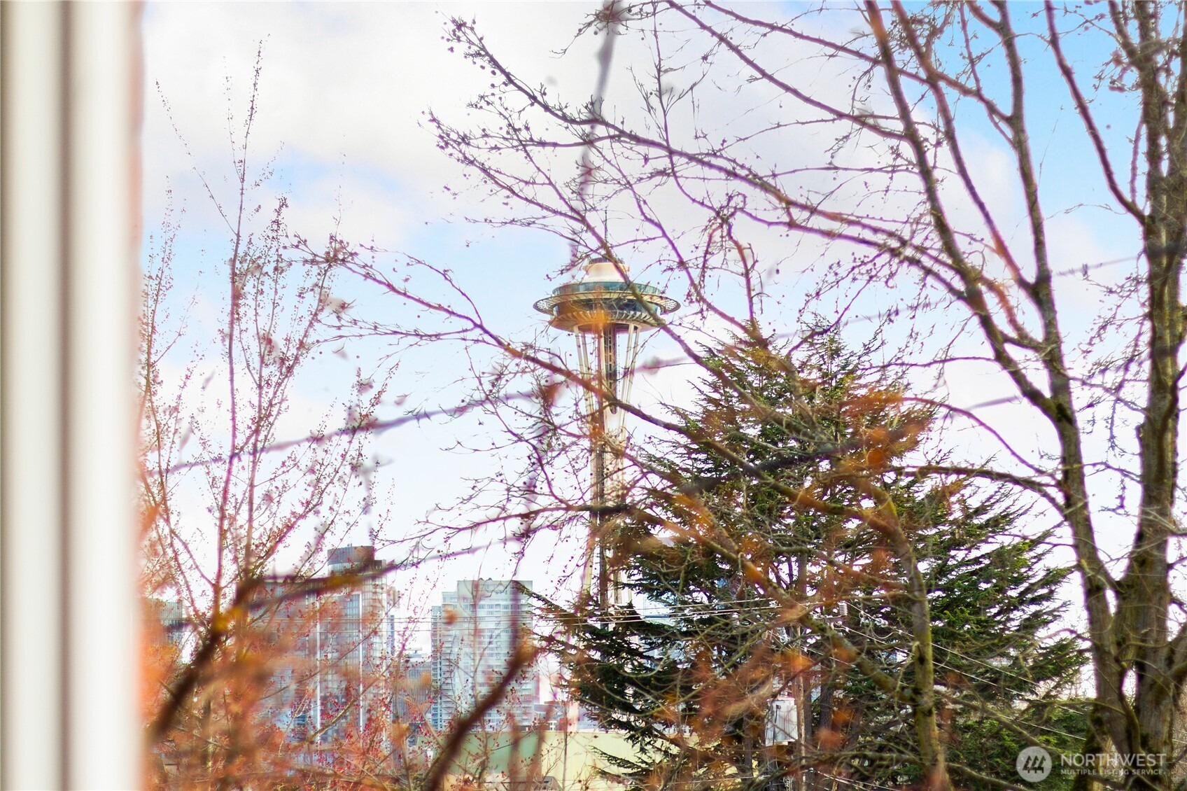 1st Ave, Seattle, WA 98109