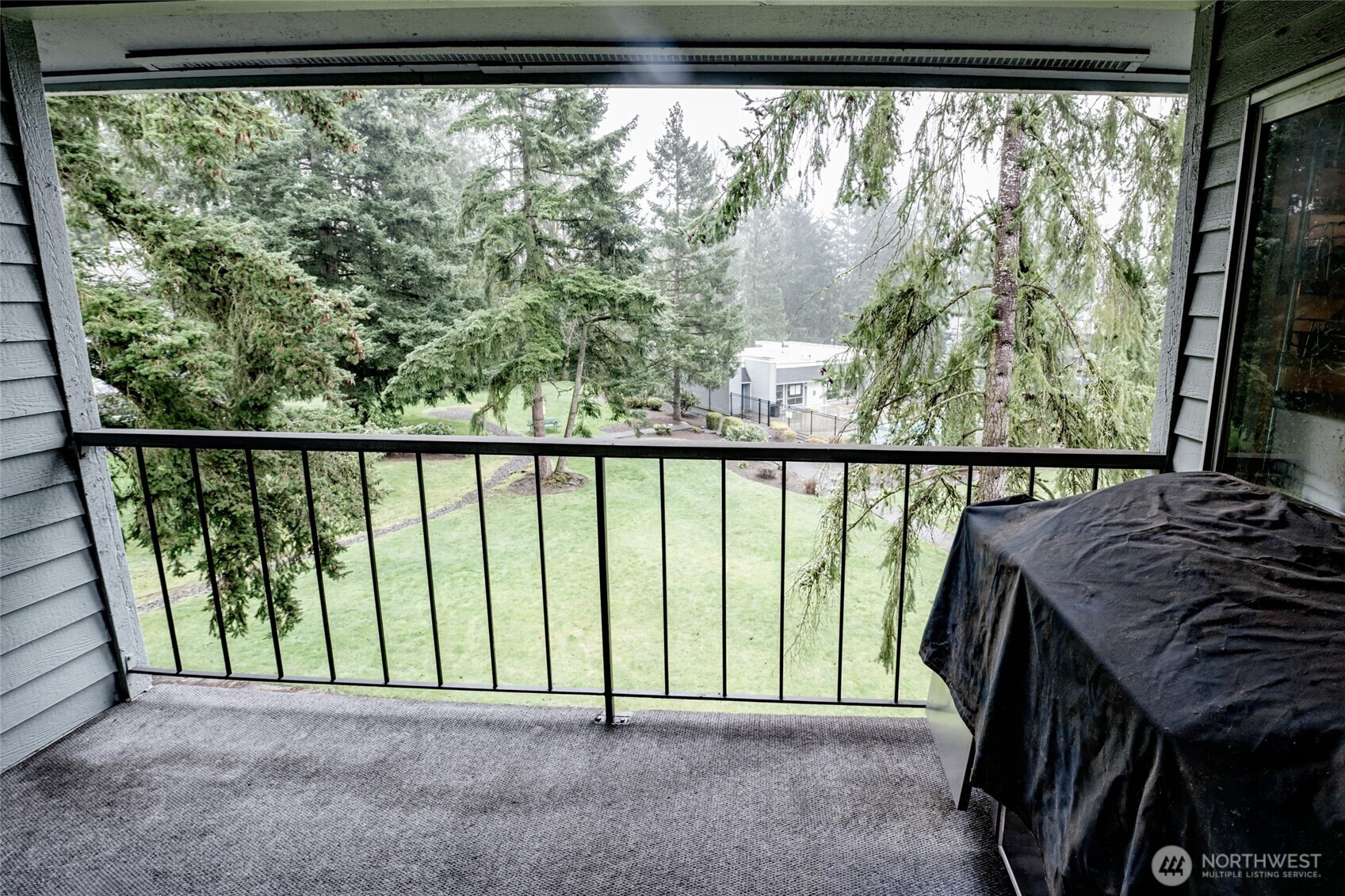 Lake Sammamish Pkwy, Issaquah, WA 98027