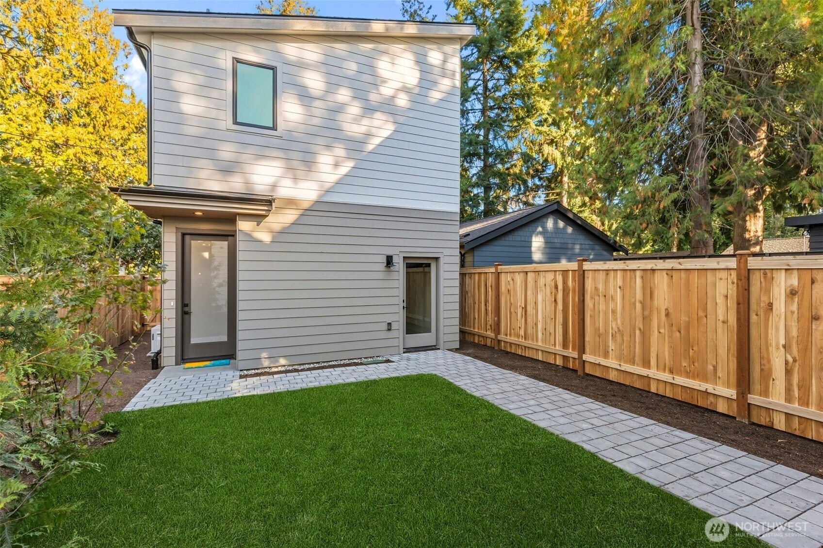 28th Ave, Seattle, WA 98115