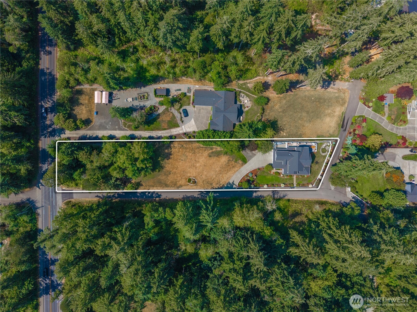Plant Dr, Gig Harbor, WA 98335