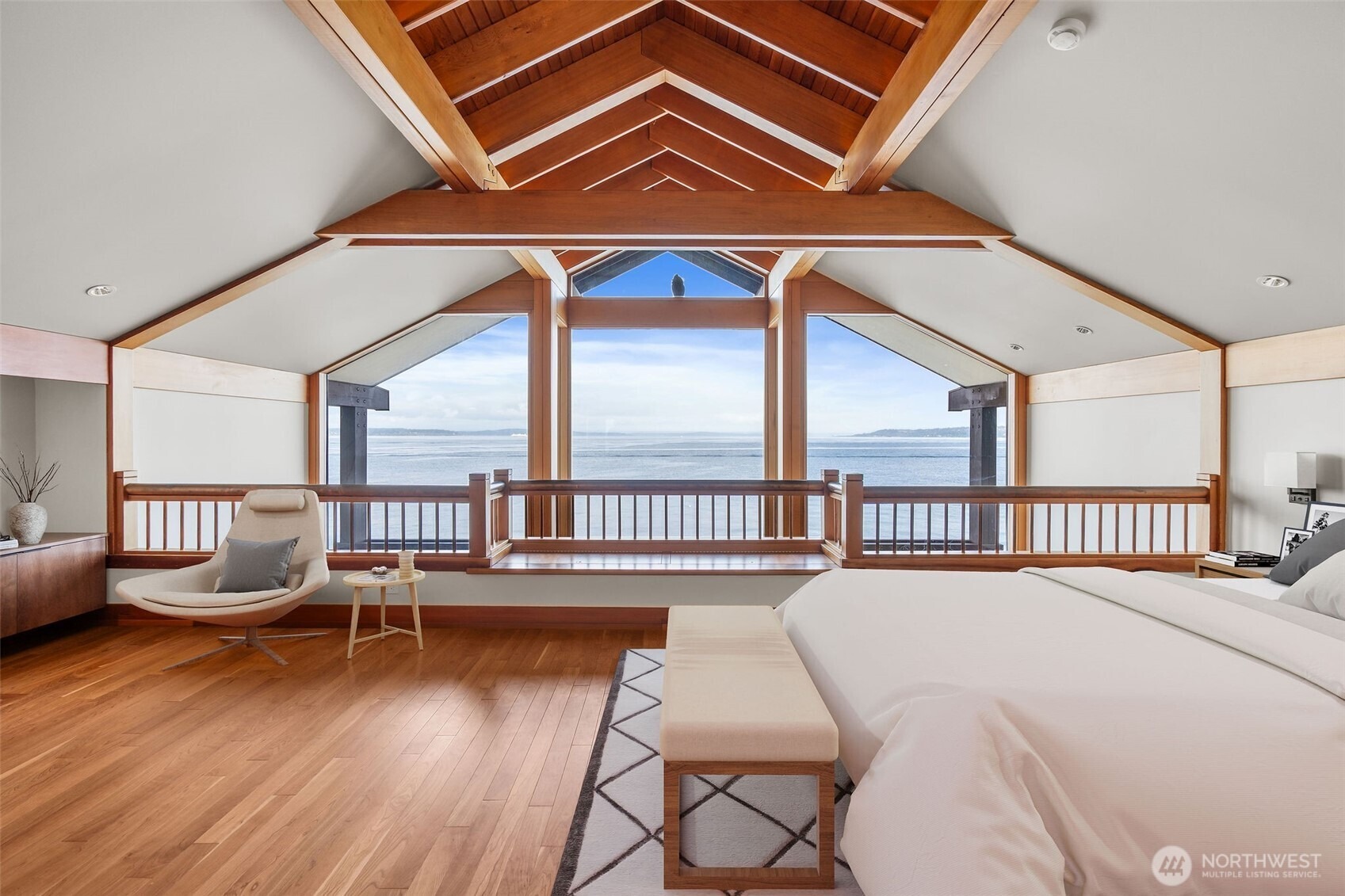 Alki Ave, Seattle, WA 98116