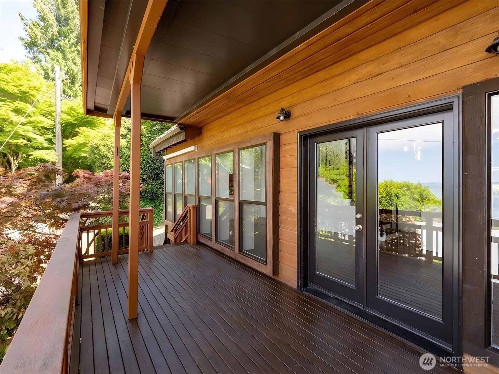 Hobart Ave, Seattle, WA 98116 #1