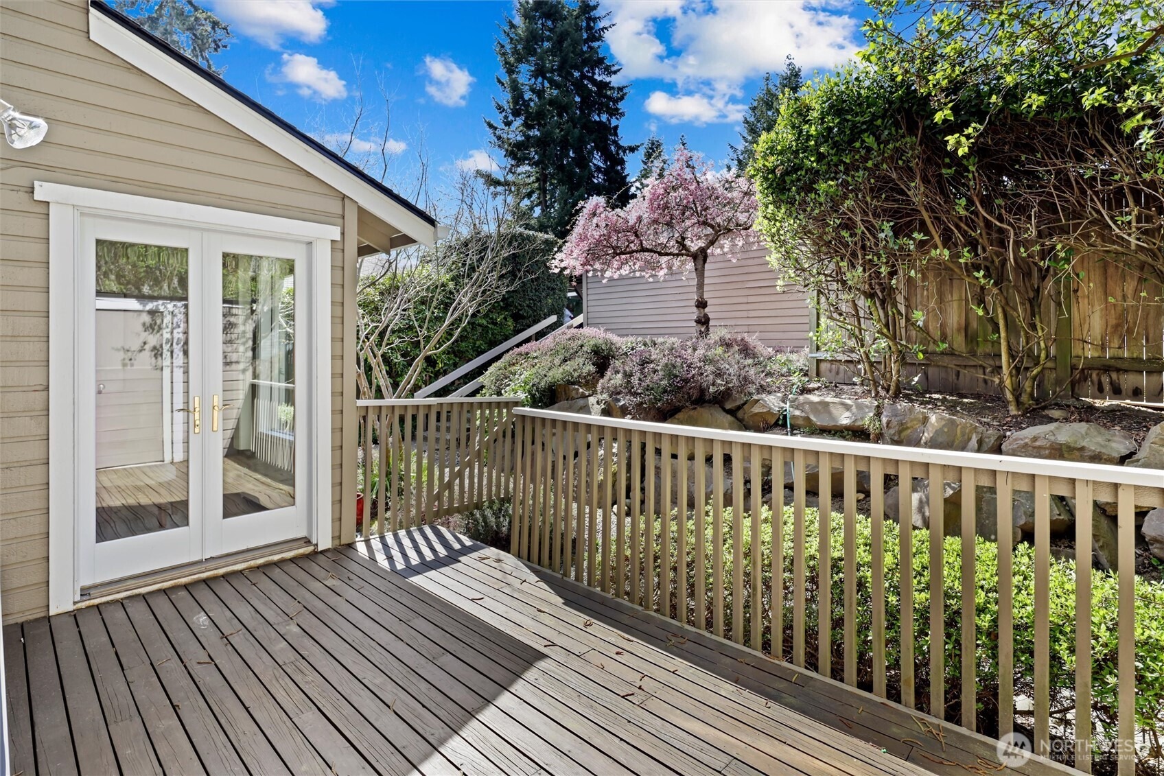 101st Pl, Bellevue, WA 98004