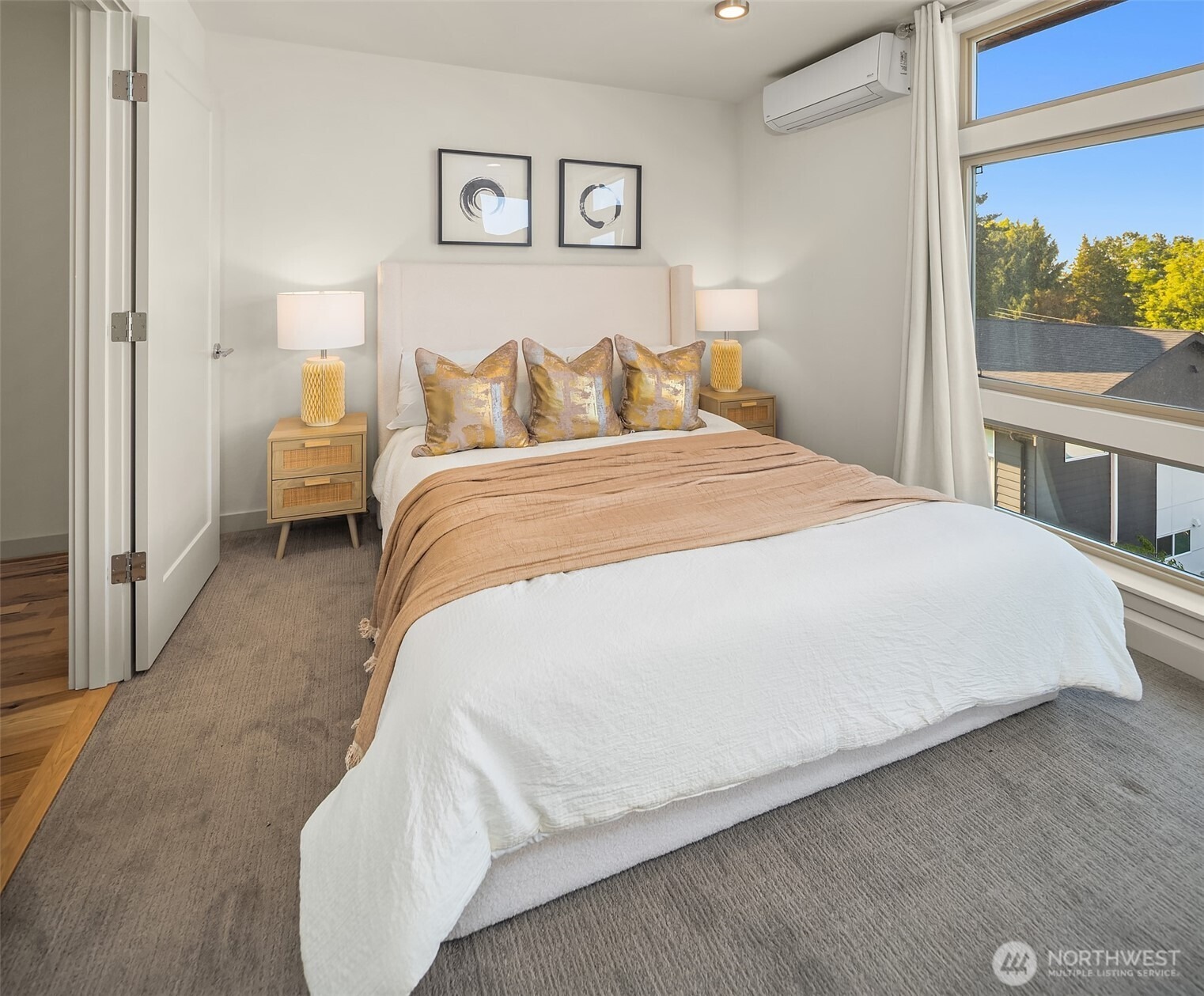 Florentia St, Seattle, WA 98119 #1