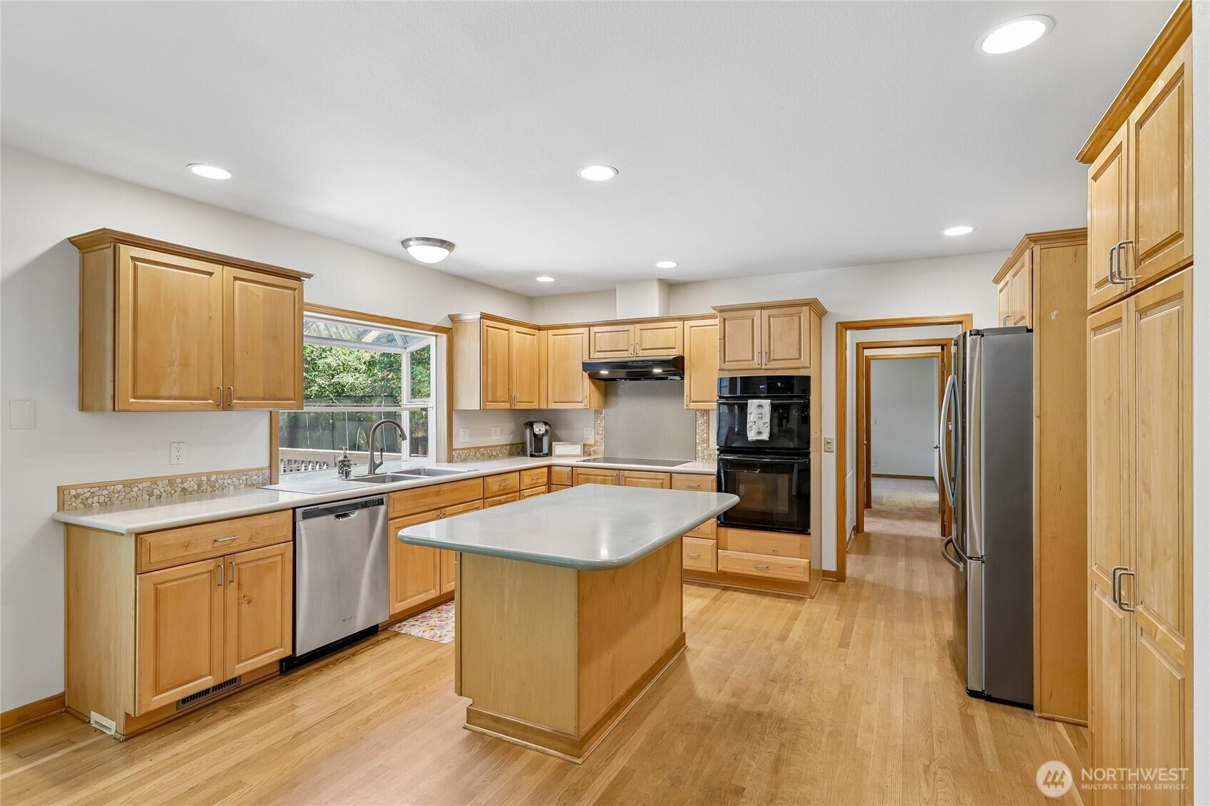 84th Ave, Kenmore, WA 98028