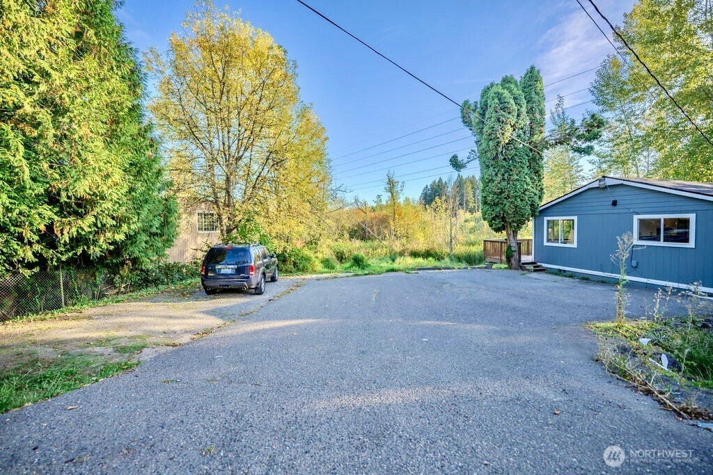 Petrovitsky Rd, Renton, WA 98058