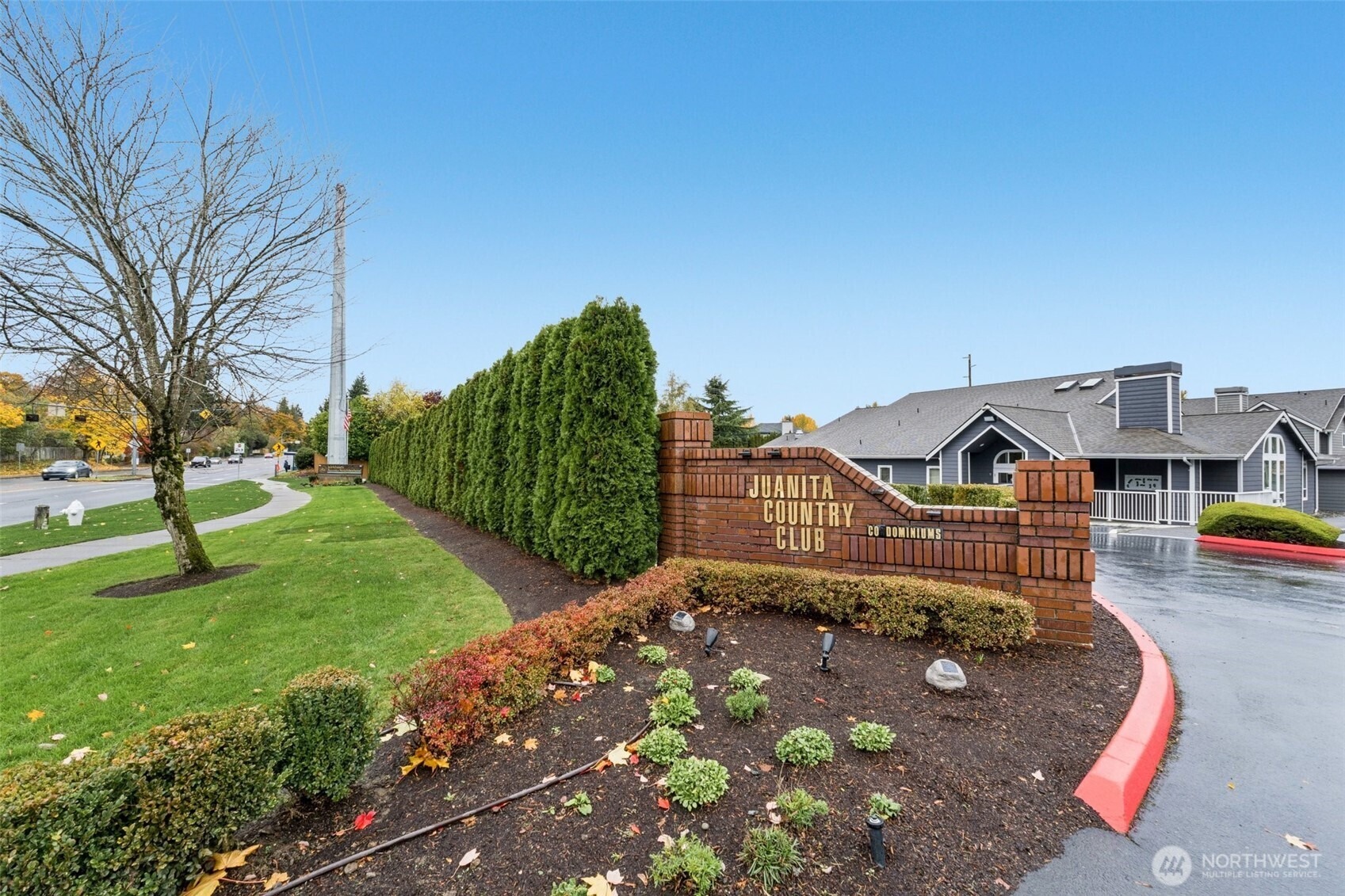 109th Ct, Kirkland, WA 98034