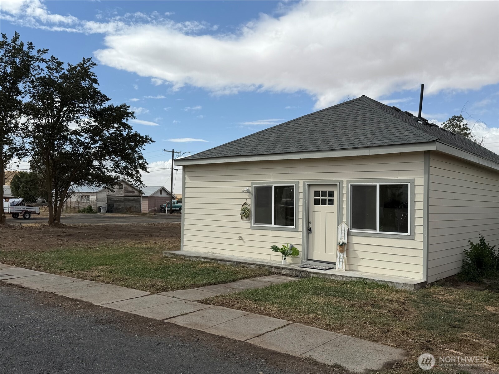 Cherry Ave, Ritzville, WA 99169