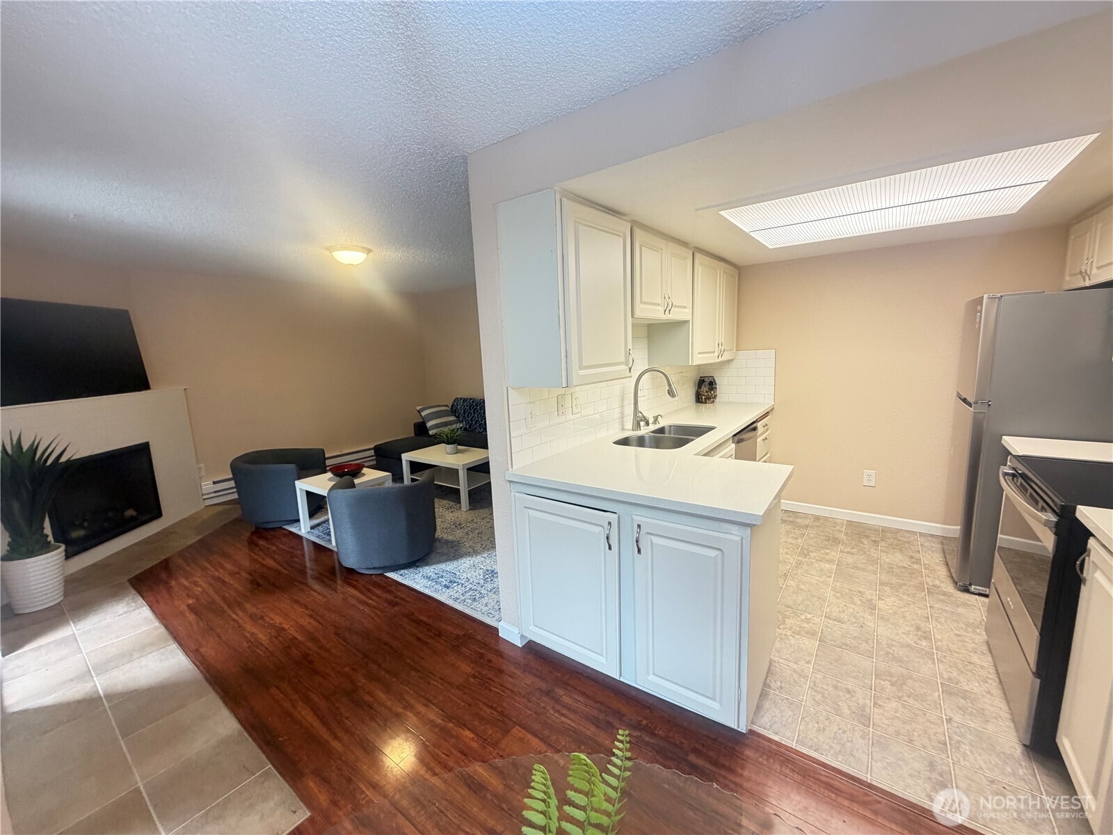 200th St, Lynnwood, WA 98036