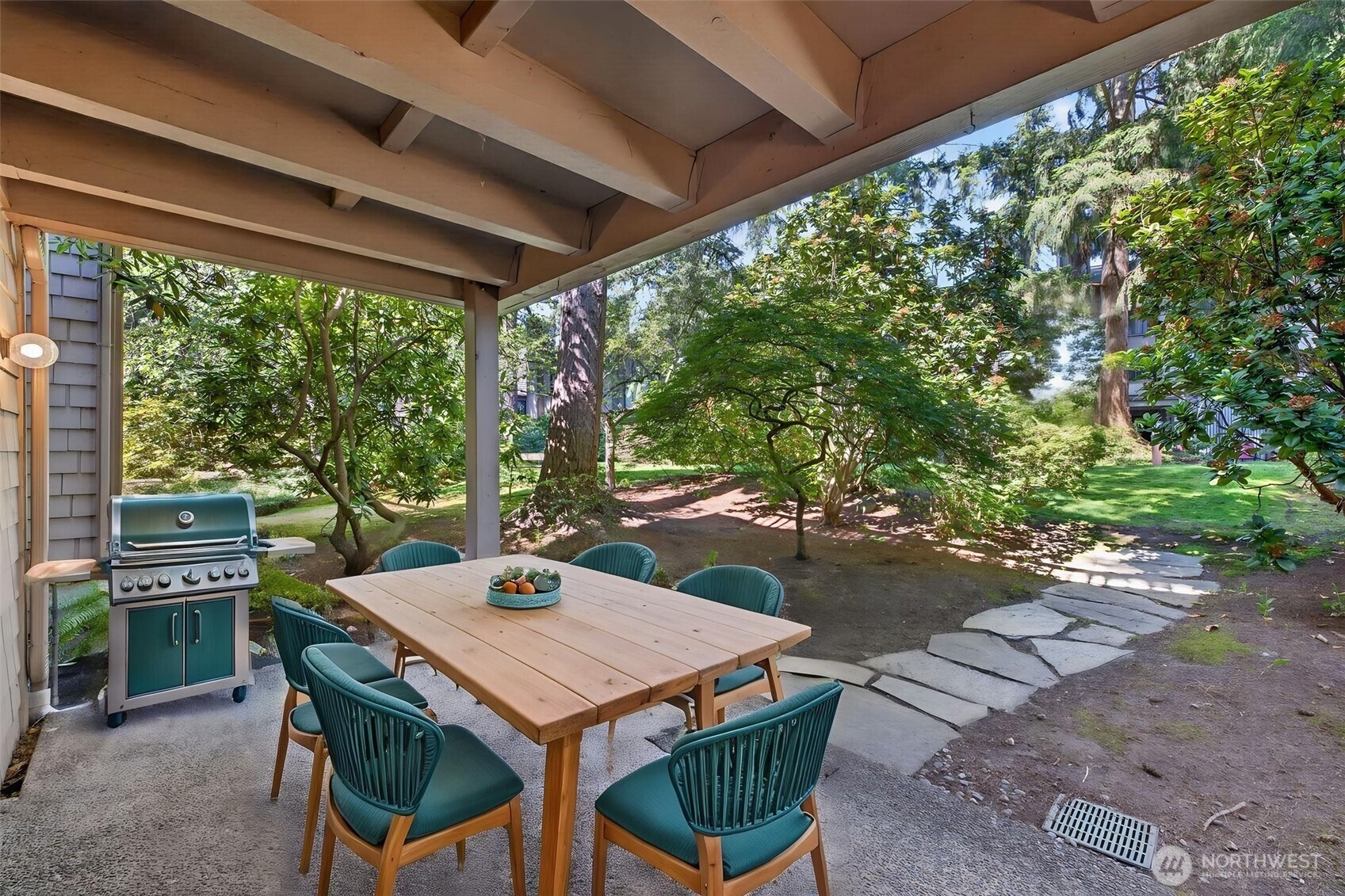 15th Ave, Seattle, WA 98125