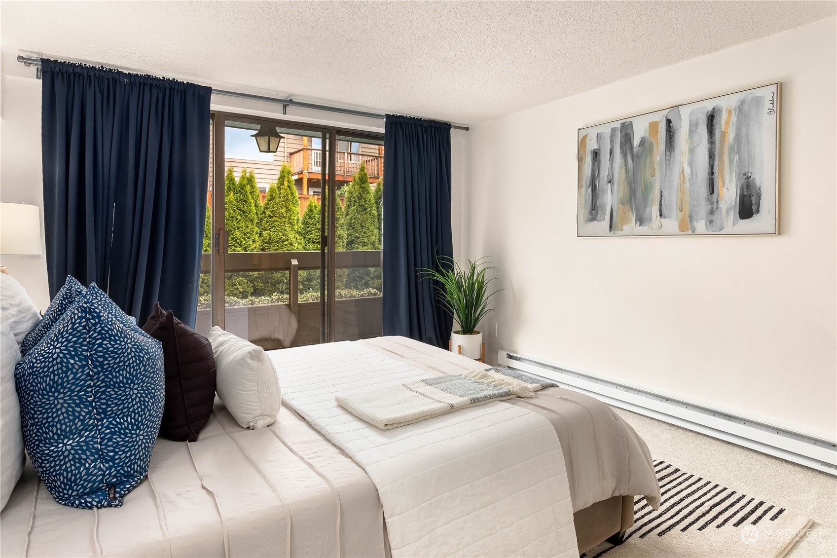 80th Ave, Mercer Island, WA 98040