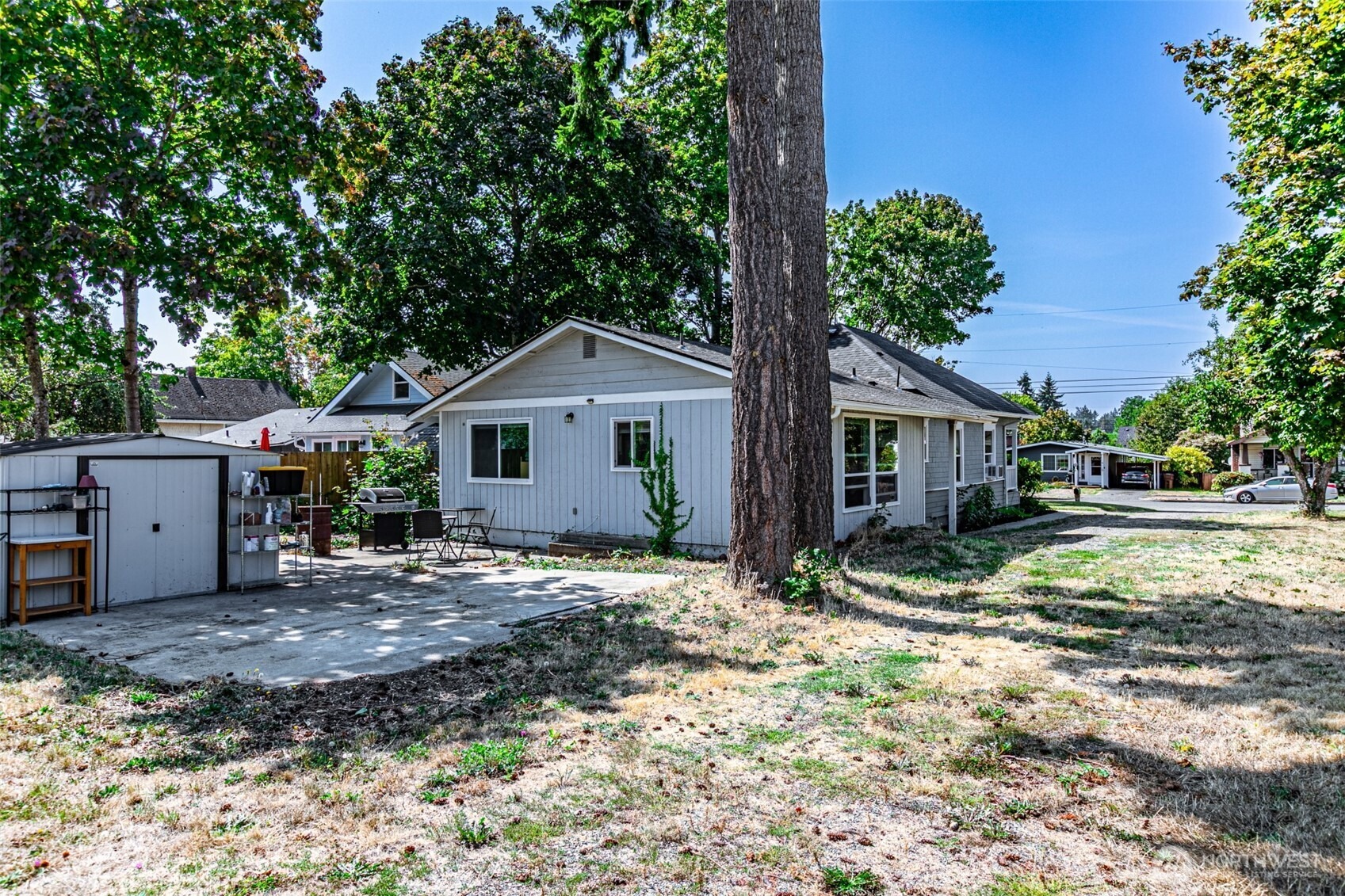 Thompson Ave, Tacoma, WA 98408