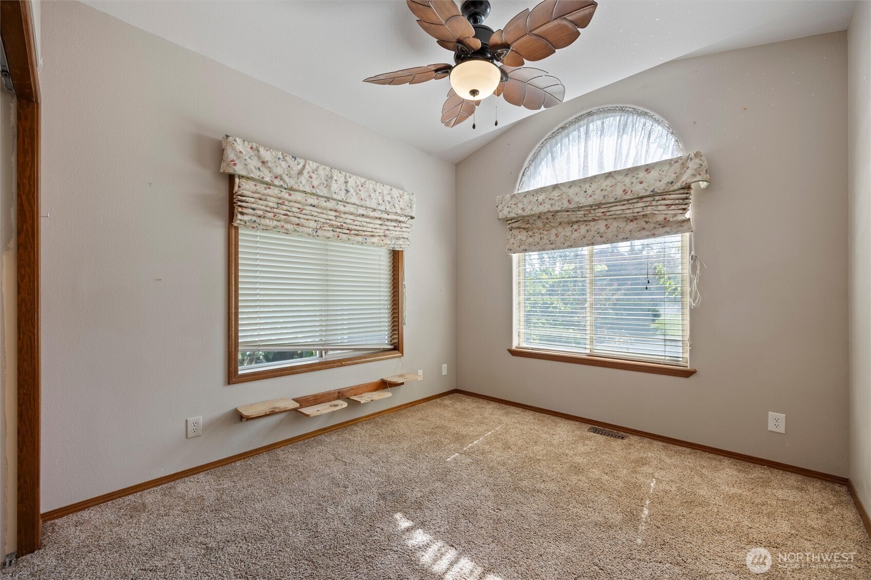 View Meadows Ct, Richland, WA 99352 #1