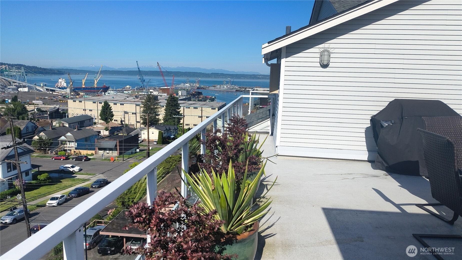 Rucker Ave, Everett, WA 98201