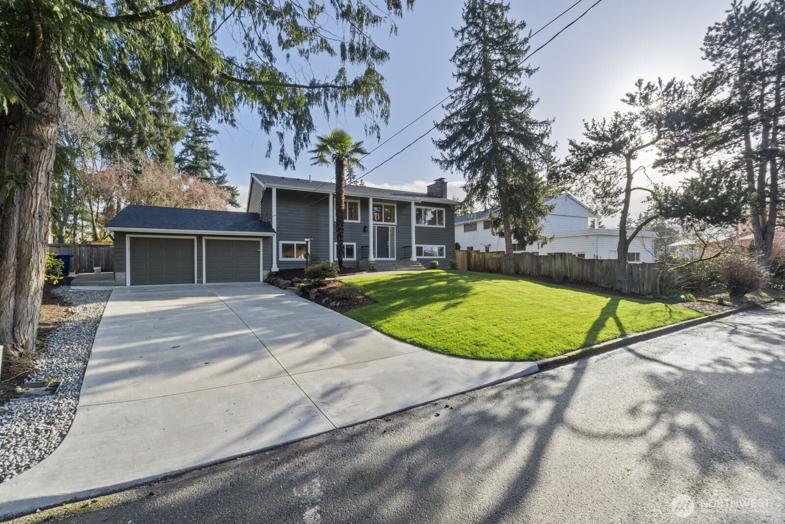 5th St, Bellevue, WA 98007