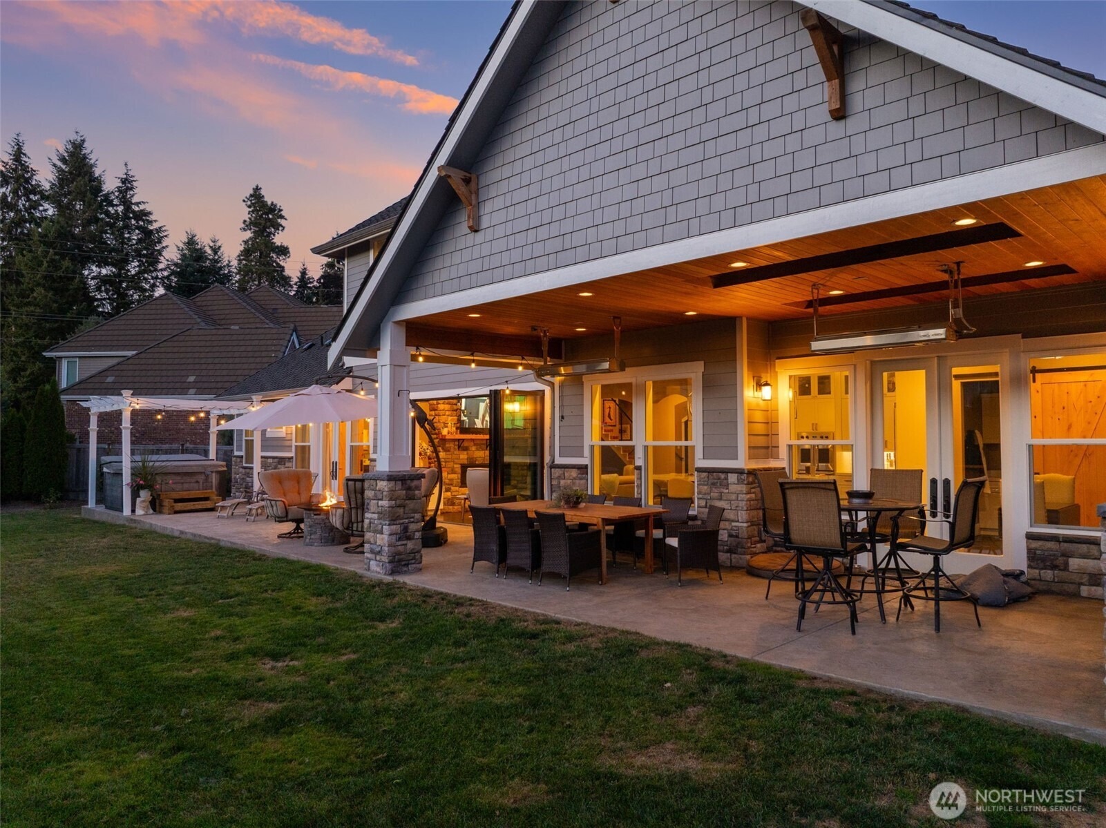 Victoria Ct, Olympia, WA 98501