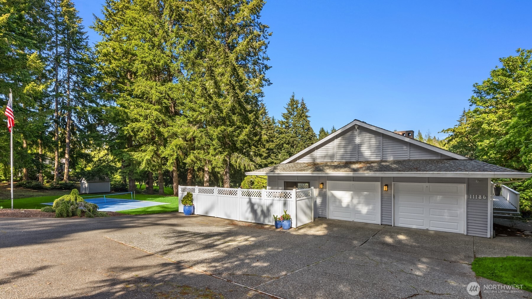 Blue Pond Pl, Bainbridge Island, WA 98110