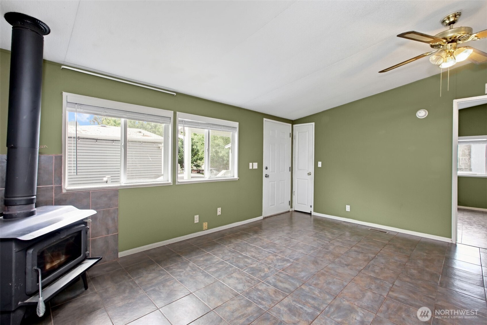 20th Avenue Ct, Tacoma, WA 98445