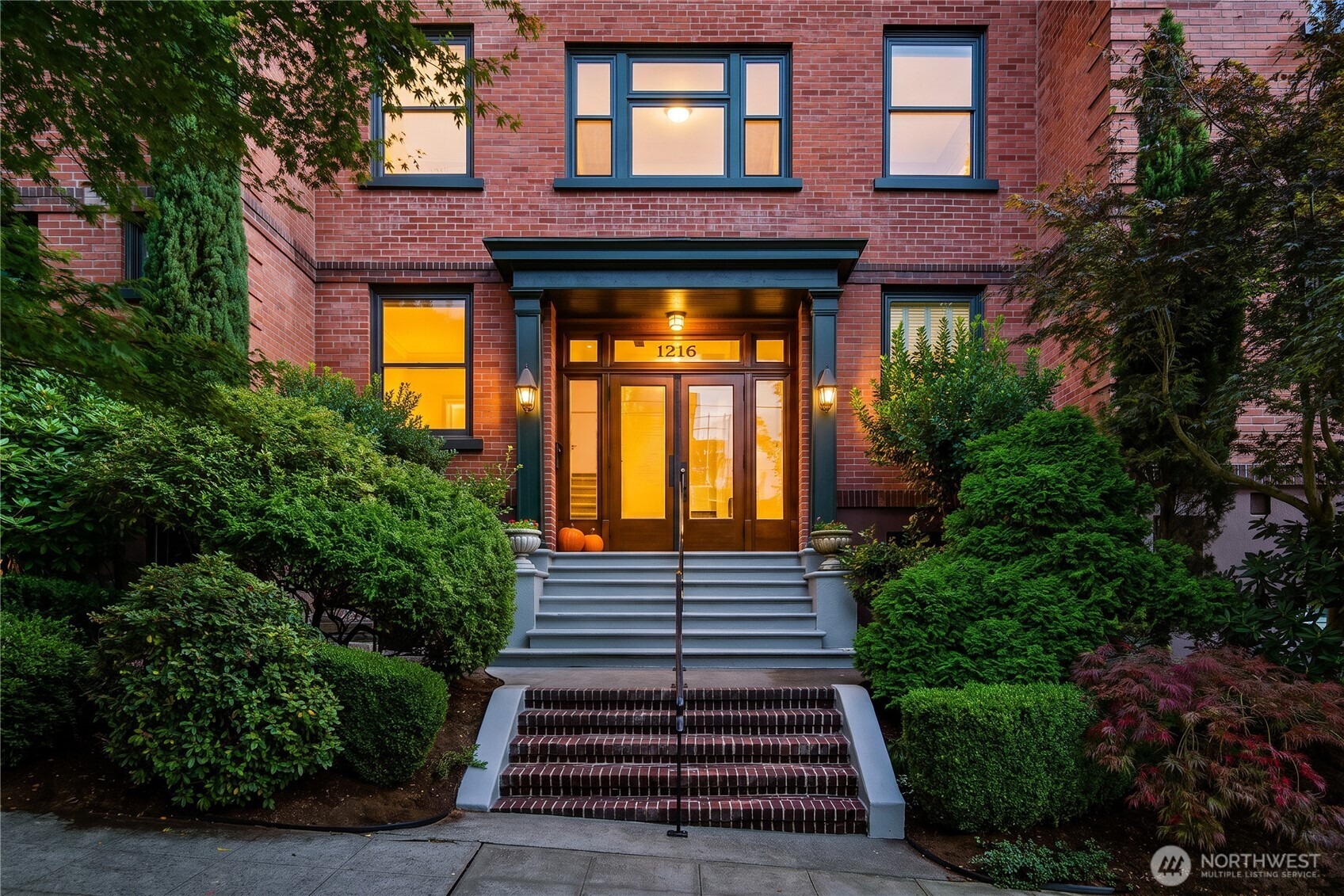 1st Ave, Seattle, WA 98119 #1