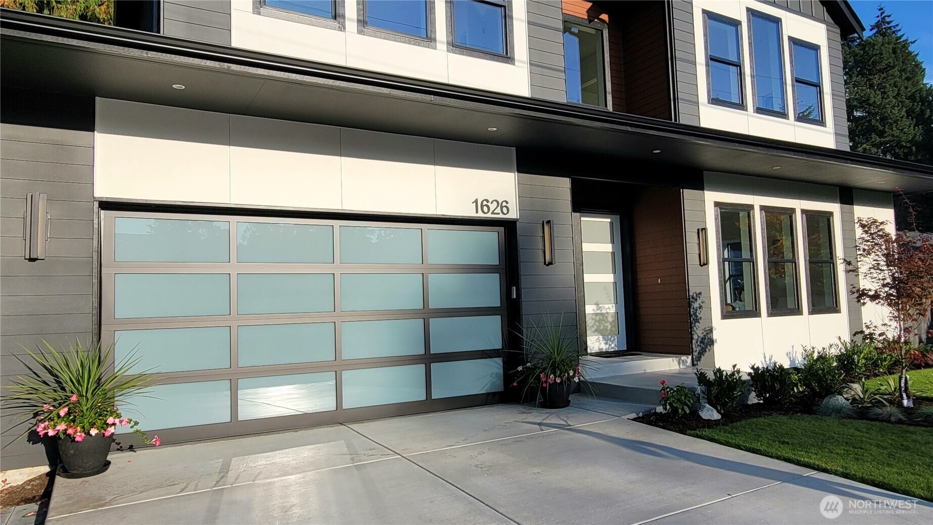 172nd Ave, Bellevue, WA 98008 #1