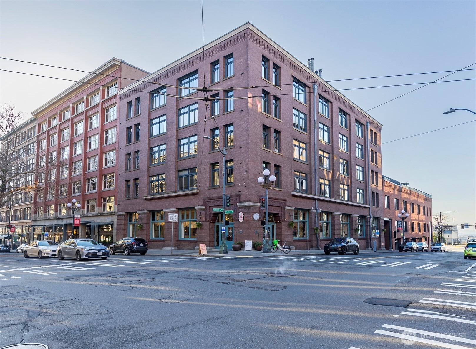 Jackson St, Seattle, WA 98104