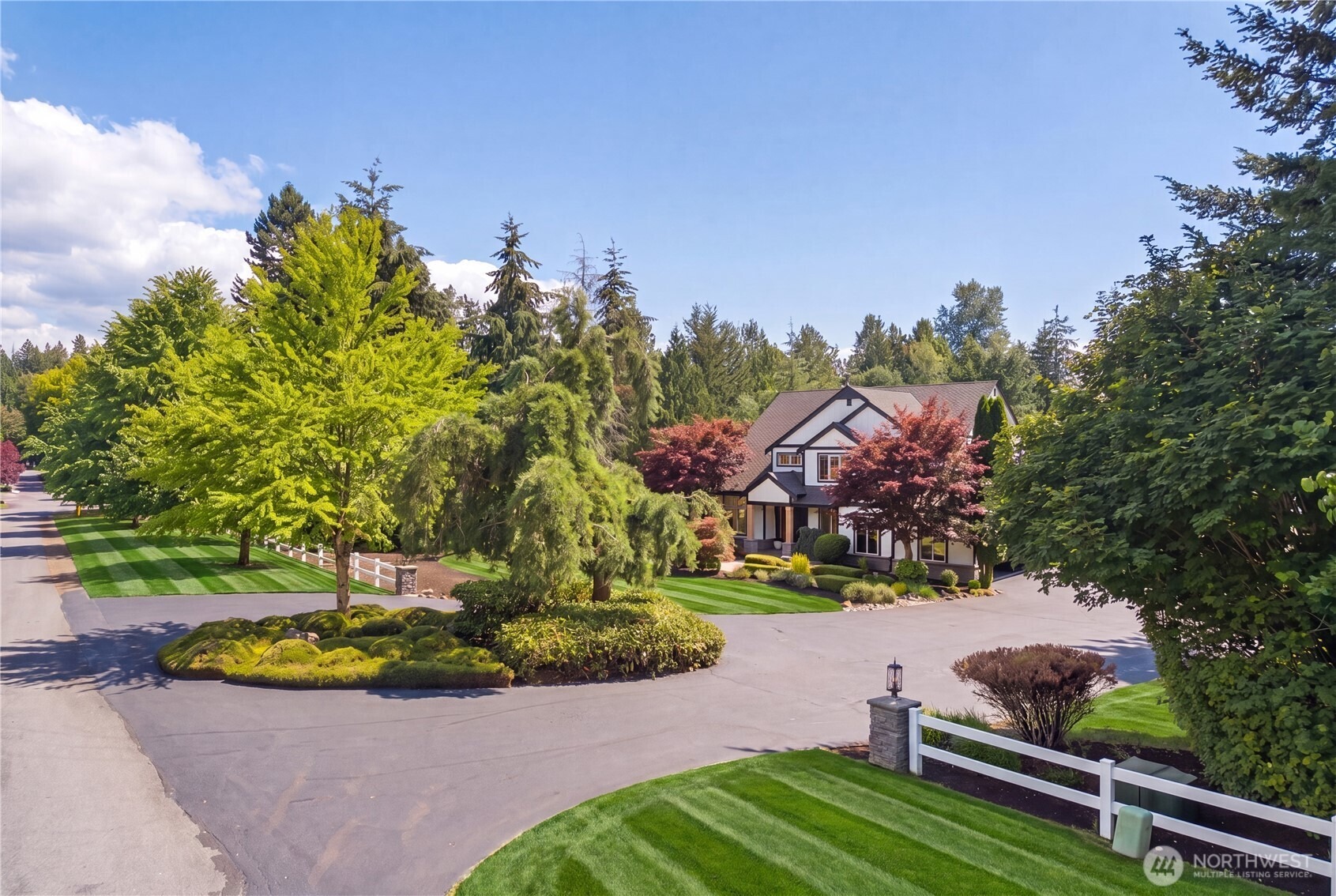 313th Pl, Black Diamond, WA 98010