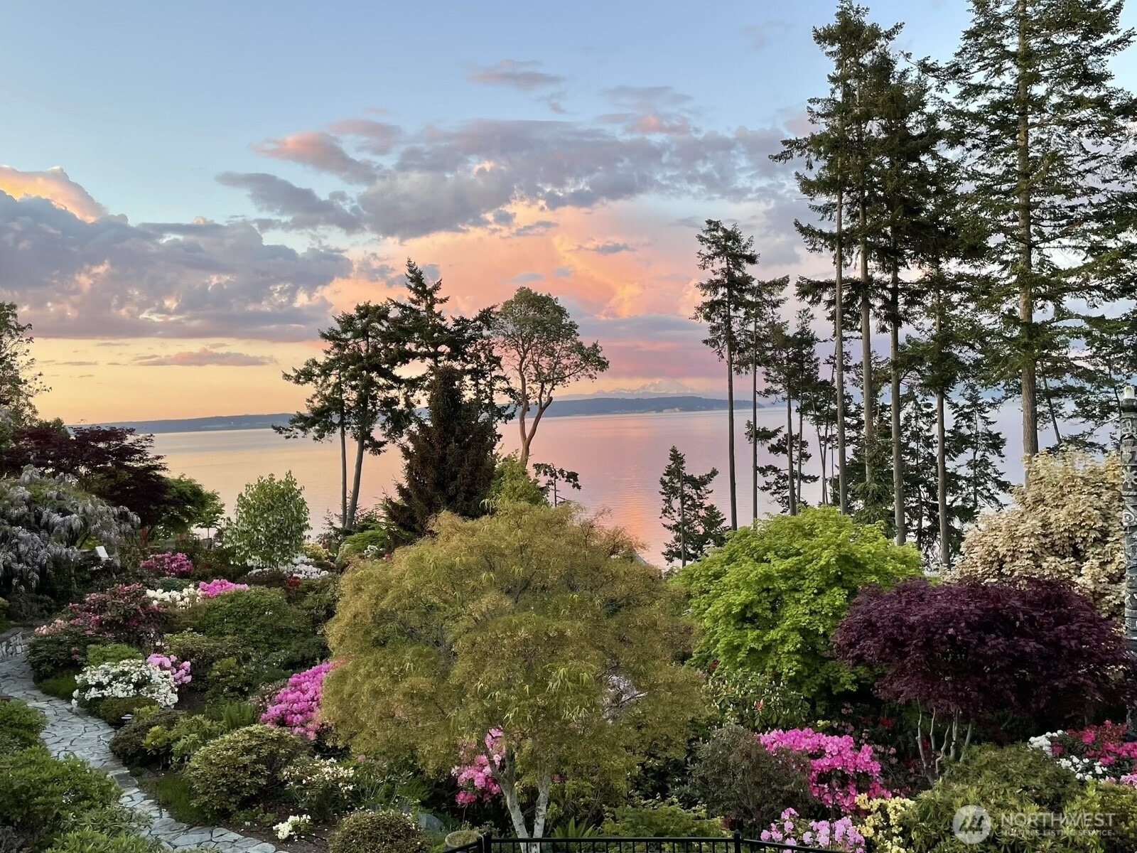 Kineth Point Pl, Coupeville, WA 98239