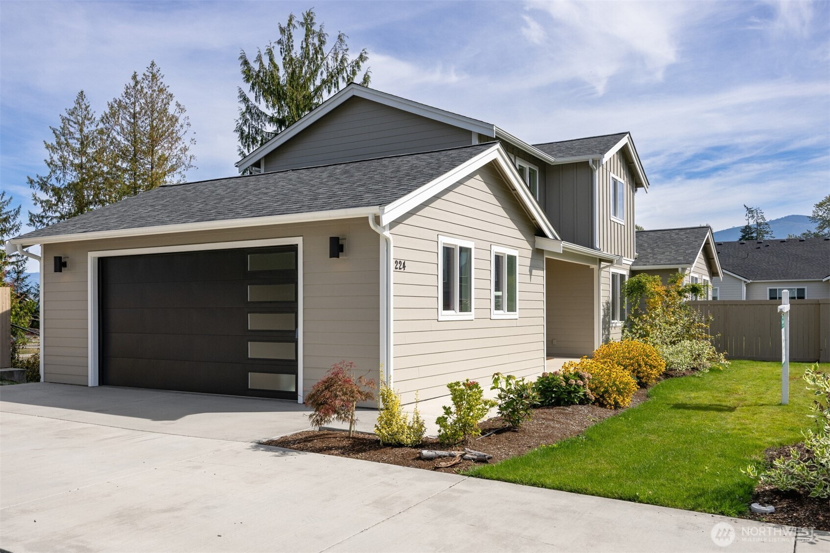 54th Pl, Mount Vernon, WA 98273