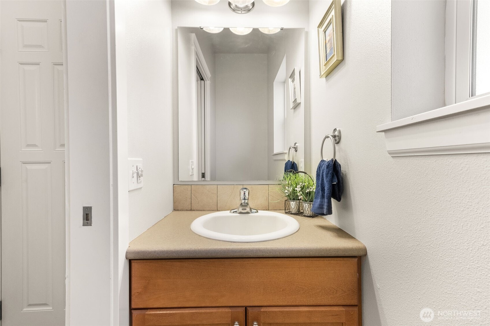Balustrade Blvd, Lacey, WA 98513
