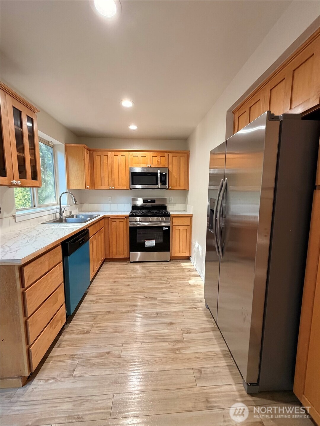 10th Ave, Tacoma, WA 98445