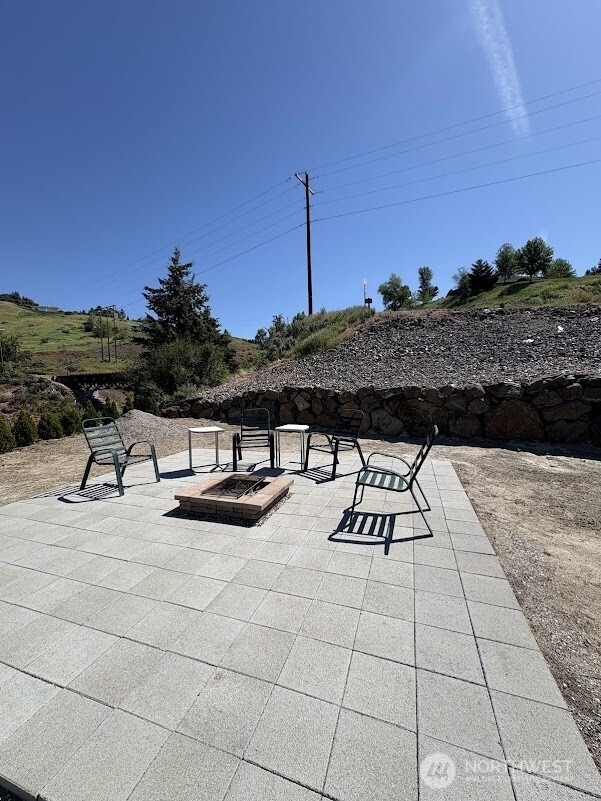 American Fruit Rd, Wenatchee, WA 98801