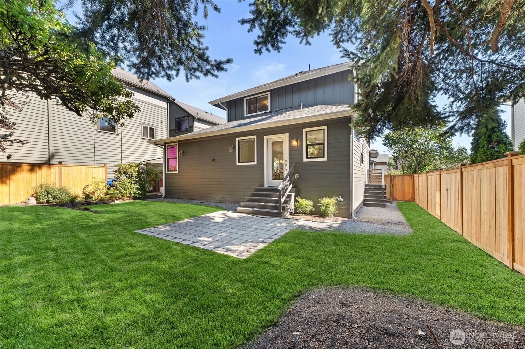 57th St, Seattle, WA 98107