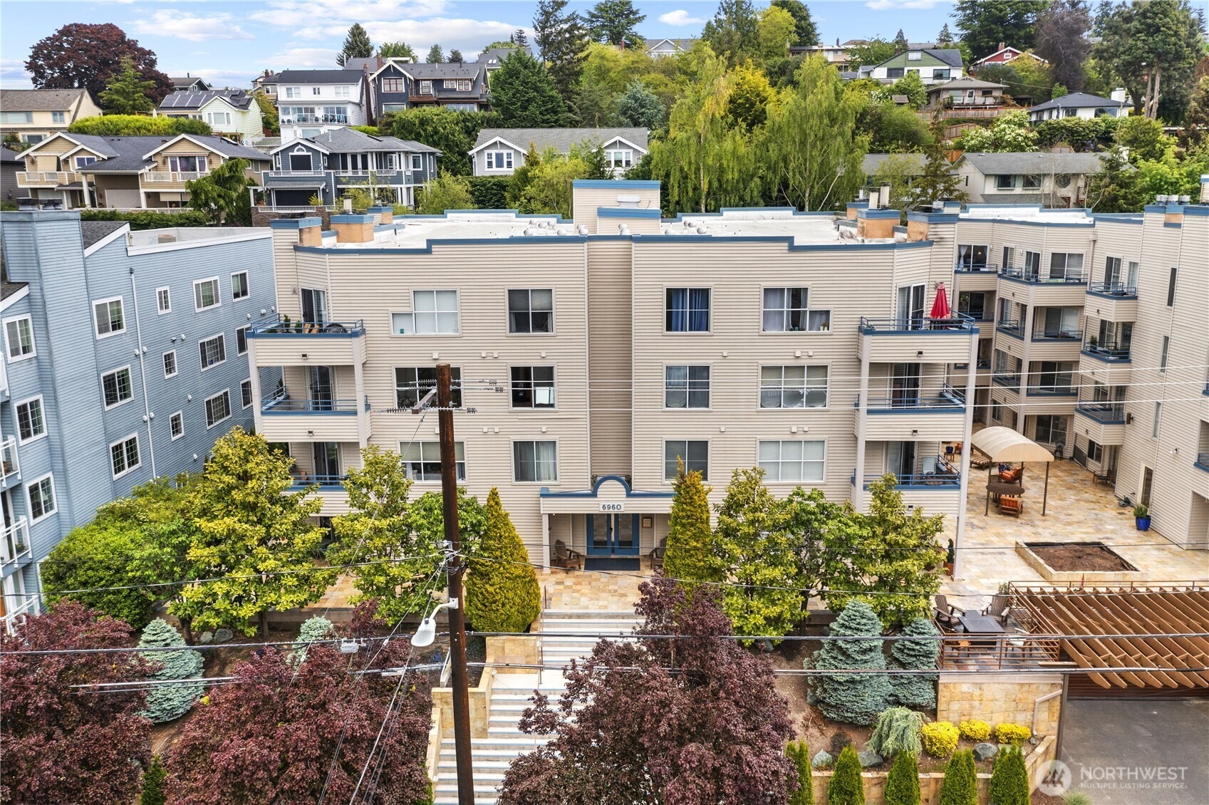 California Ave, Seattle, WA 98136