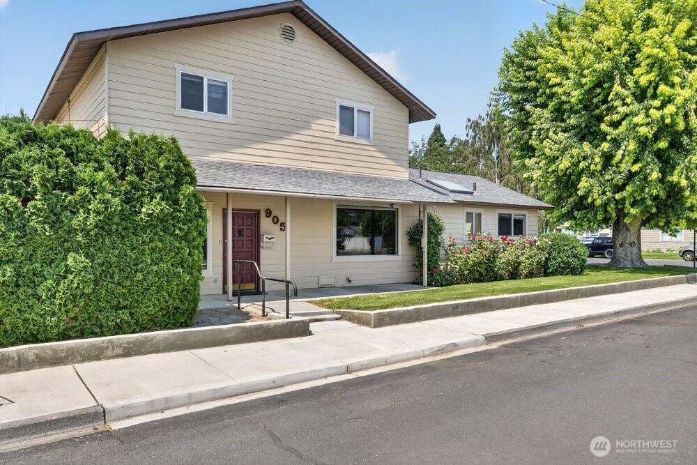 4th Ave, Quincy, WA 98848
