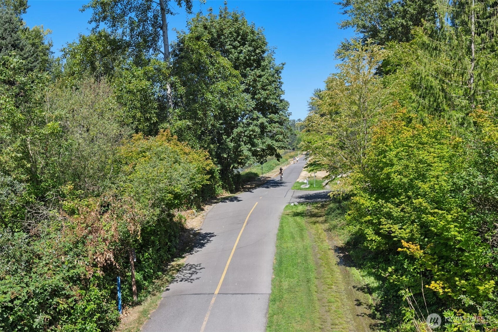 156th Pl, Redmond, WA 98052