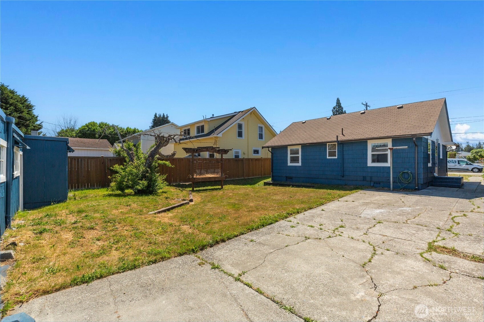 Columbia Ave, Everett, WA 98203