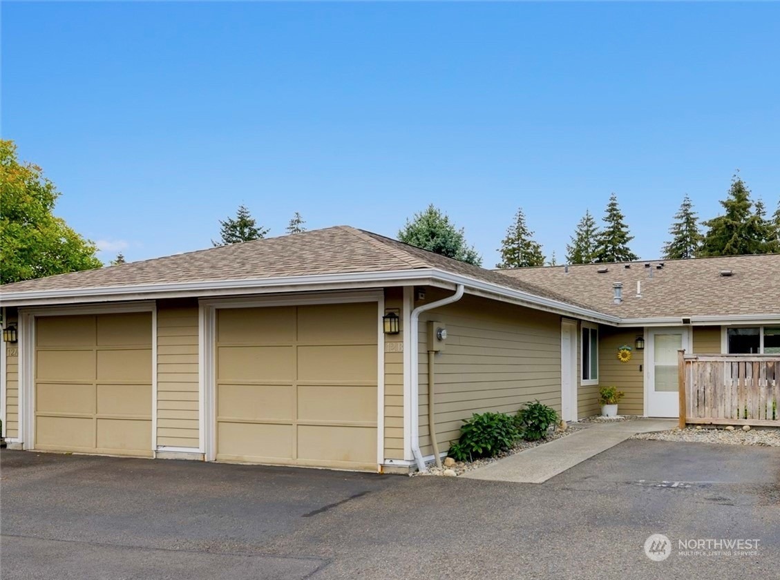 33rd St, Tacoma, WA 98407