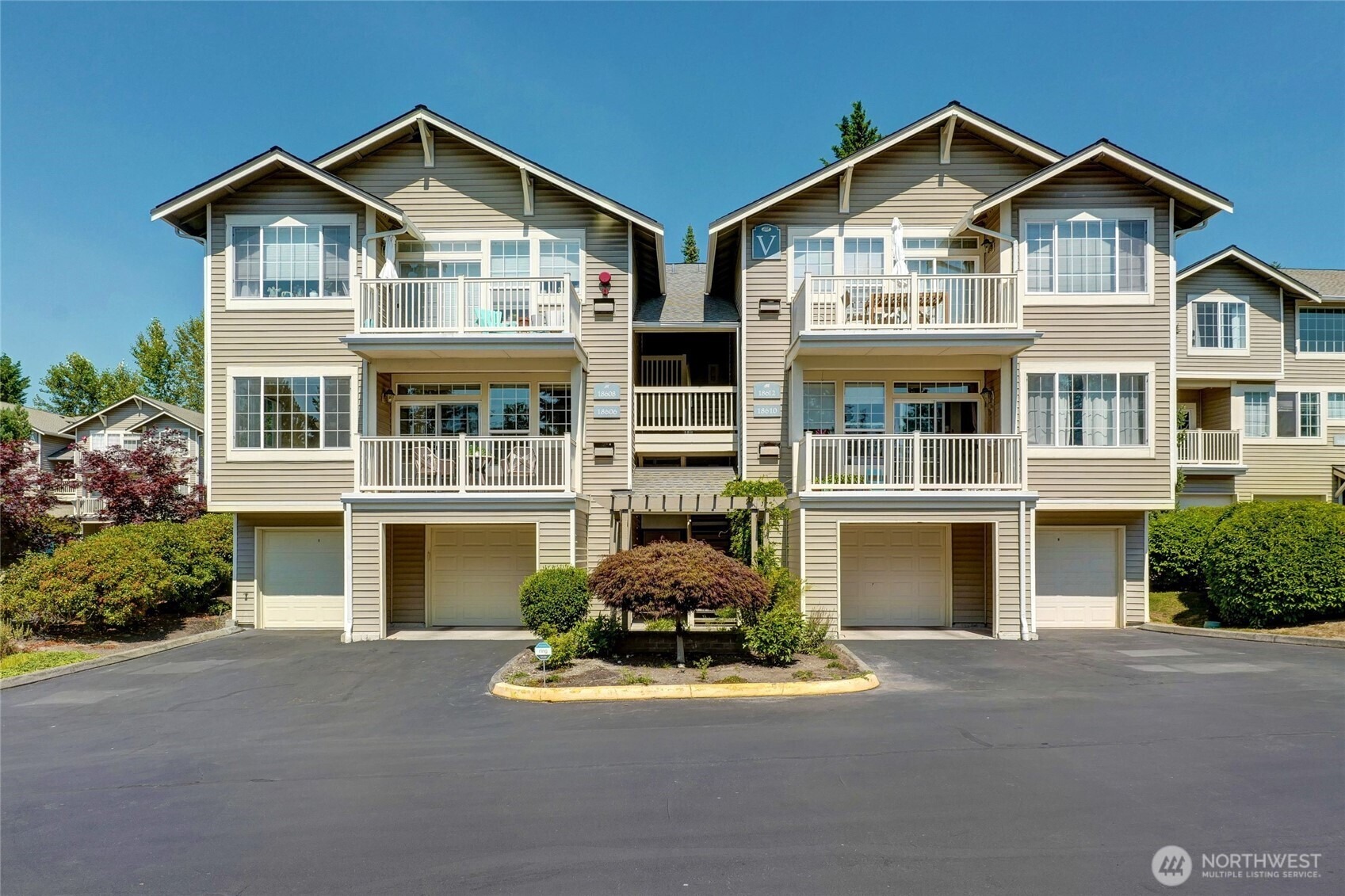 57th St, Redmond, WA 98052 #1