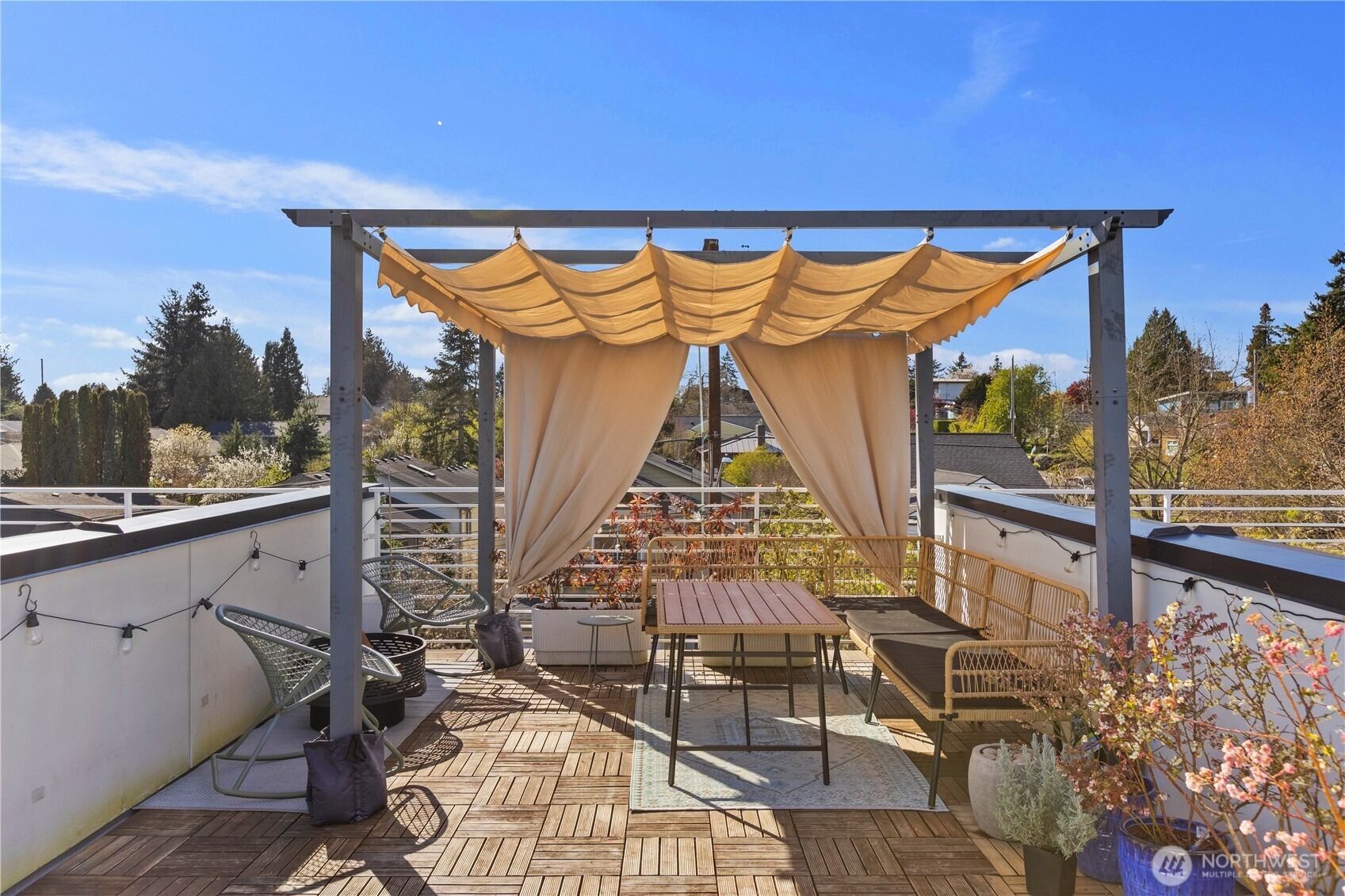 Linden Ave, Seattle, WA 98103 #1