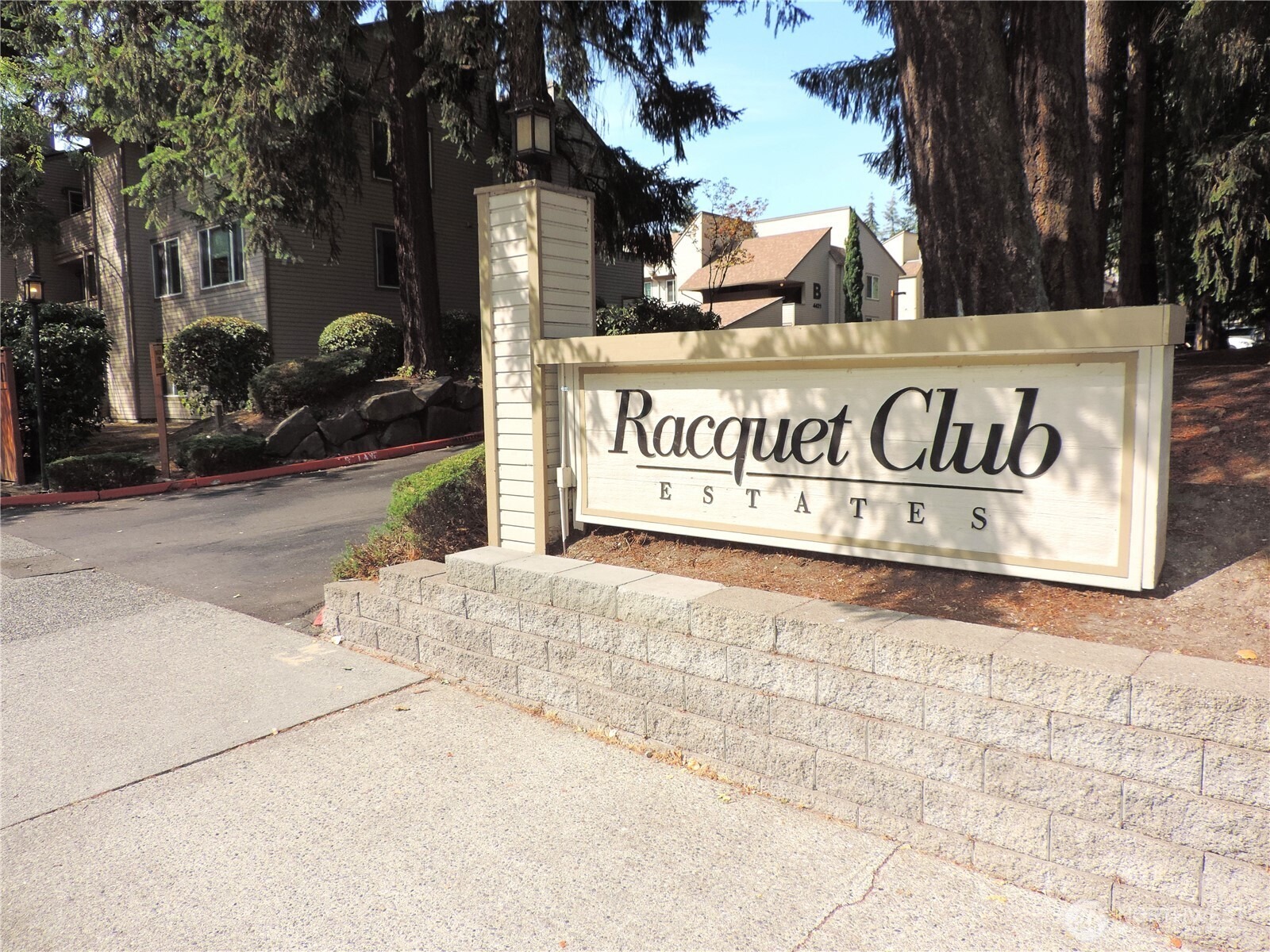 146th Pl, Bellevue, WA 98007