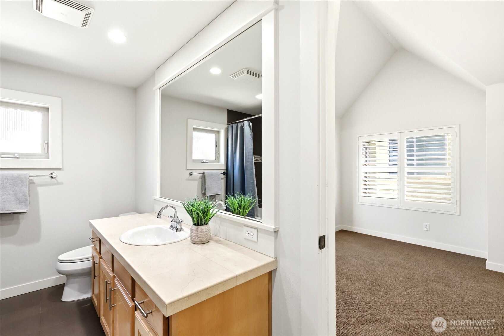 Franklin Ave, Seattle, WA 98102