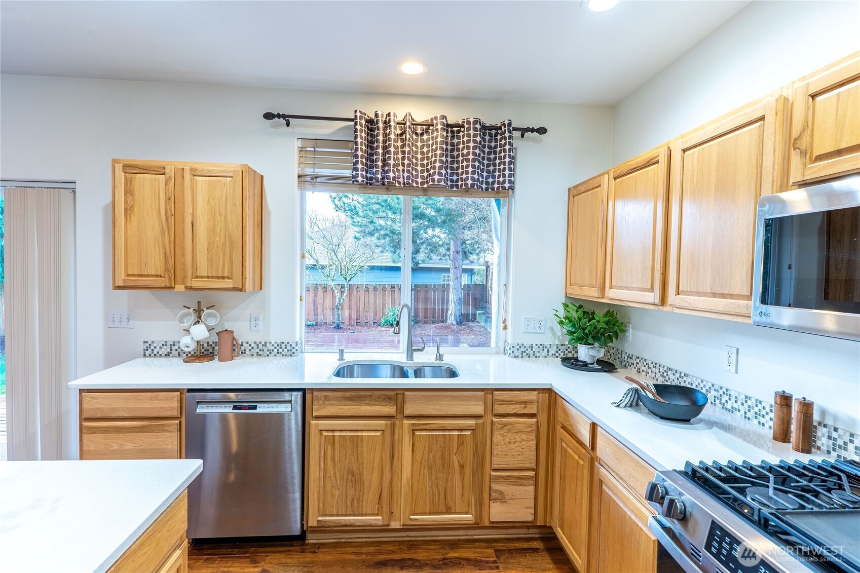 251st Ave, Maple Valley, WA 98038 #1