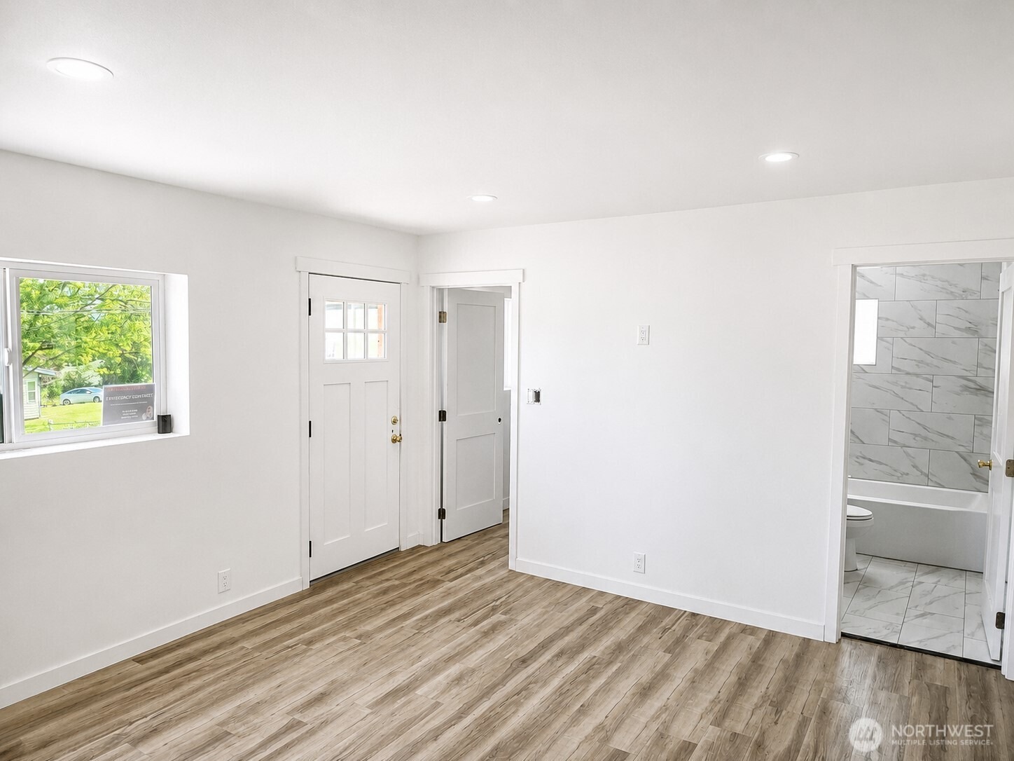 33rd Ave, Tukwila, WA 98168