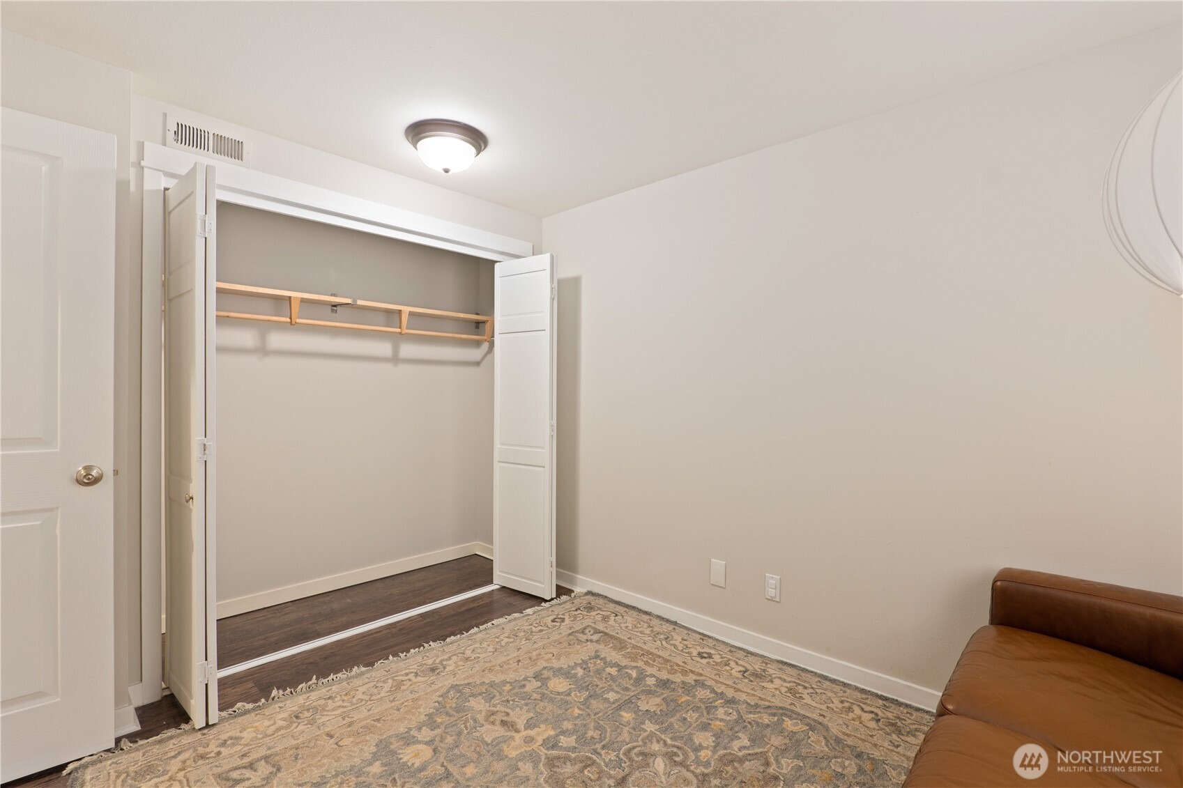 6th Ave, Seattle, WA 98119