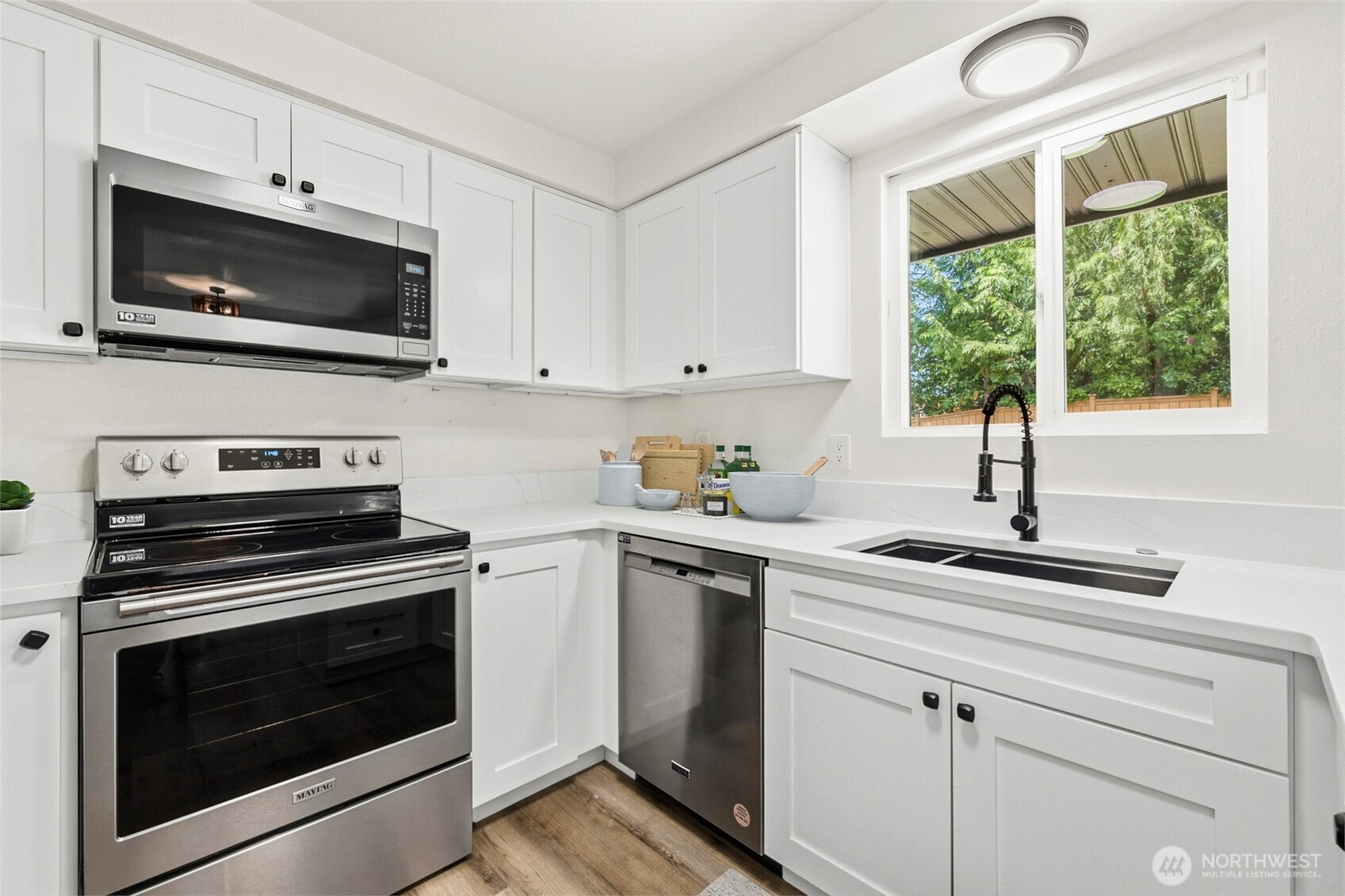 31st Ave, Everett, WA 98208
