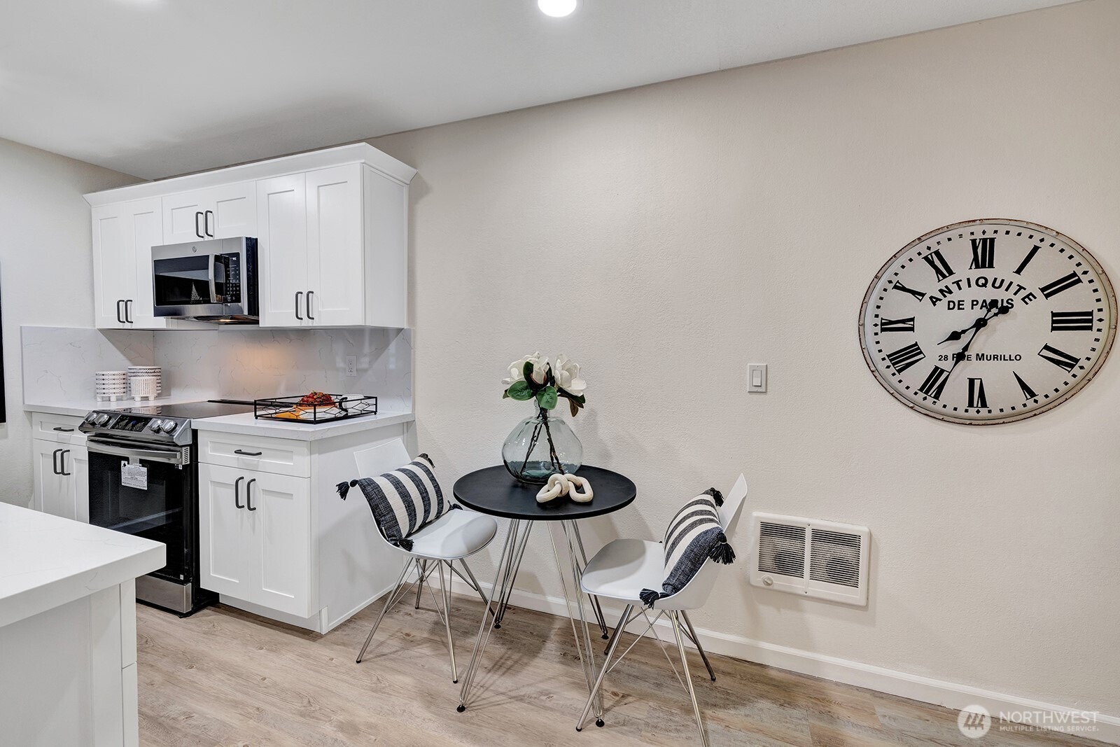 137th Pl, Redmond, WA 98052