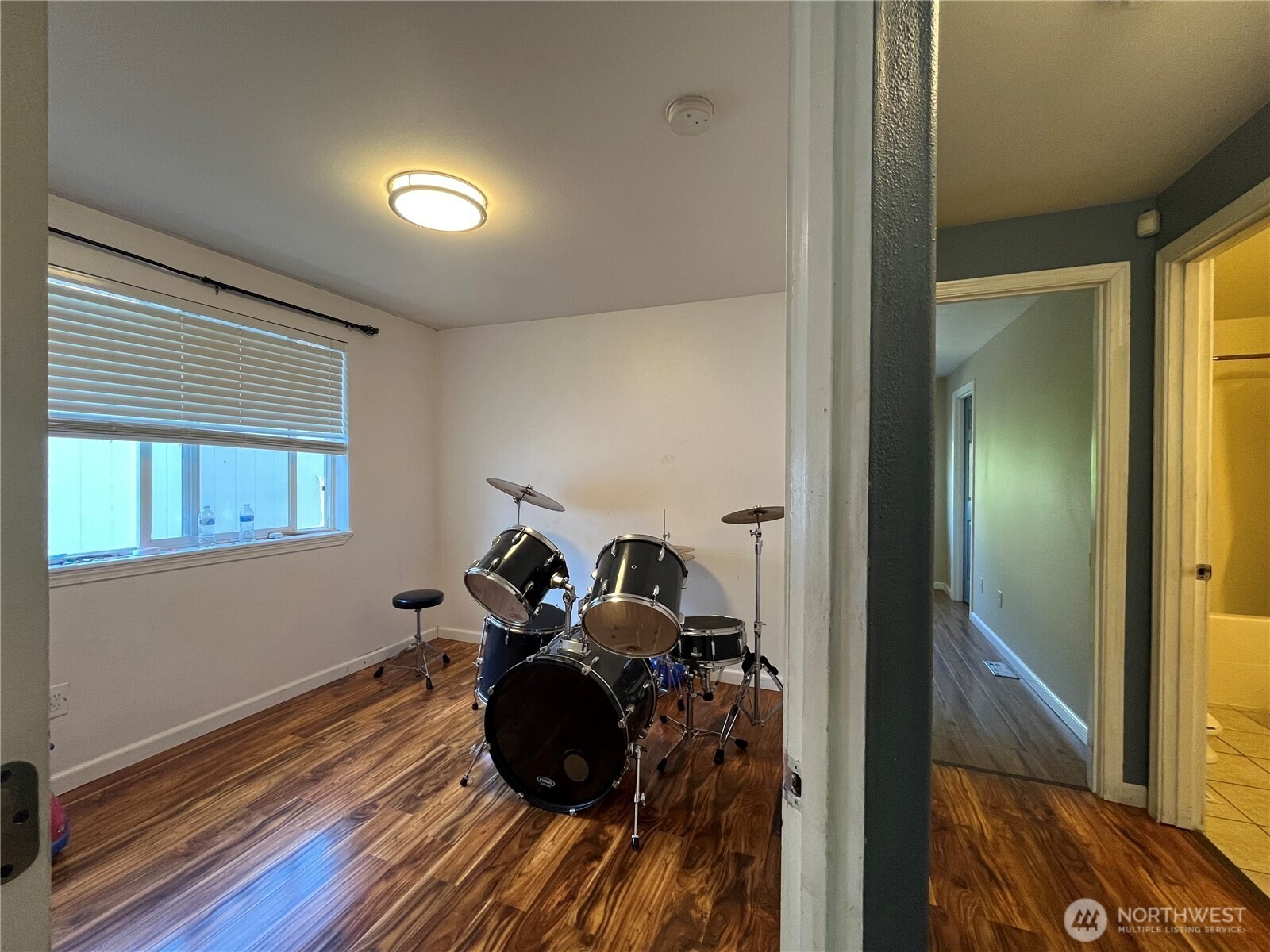 1st Ave, Burien, WA 98146